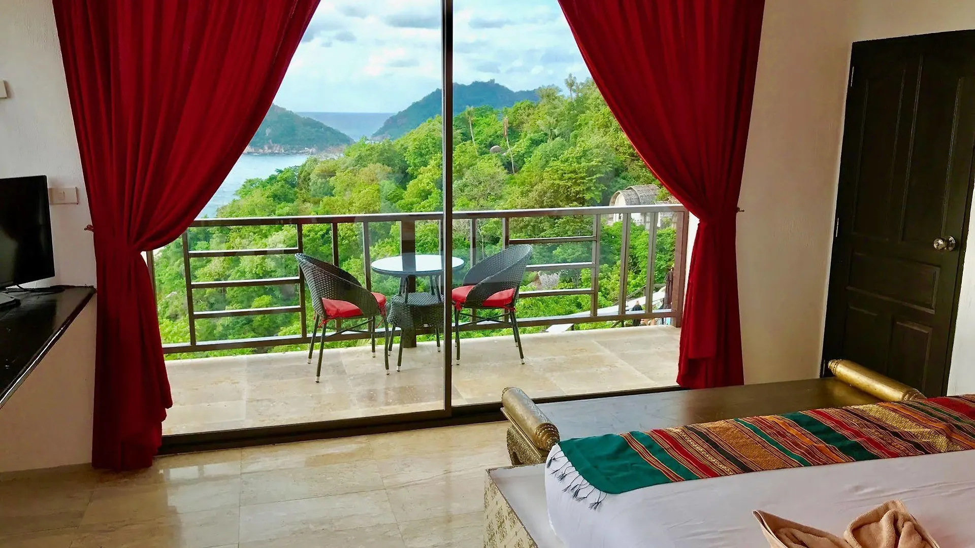The Aminjirah Hotel Ko Tao 3*,  Thailand